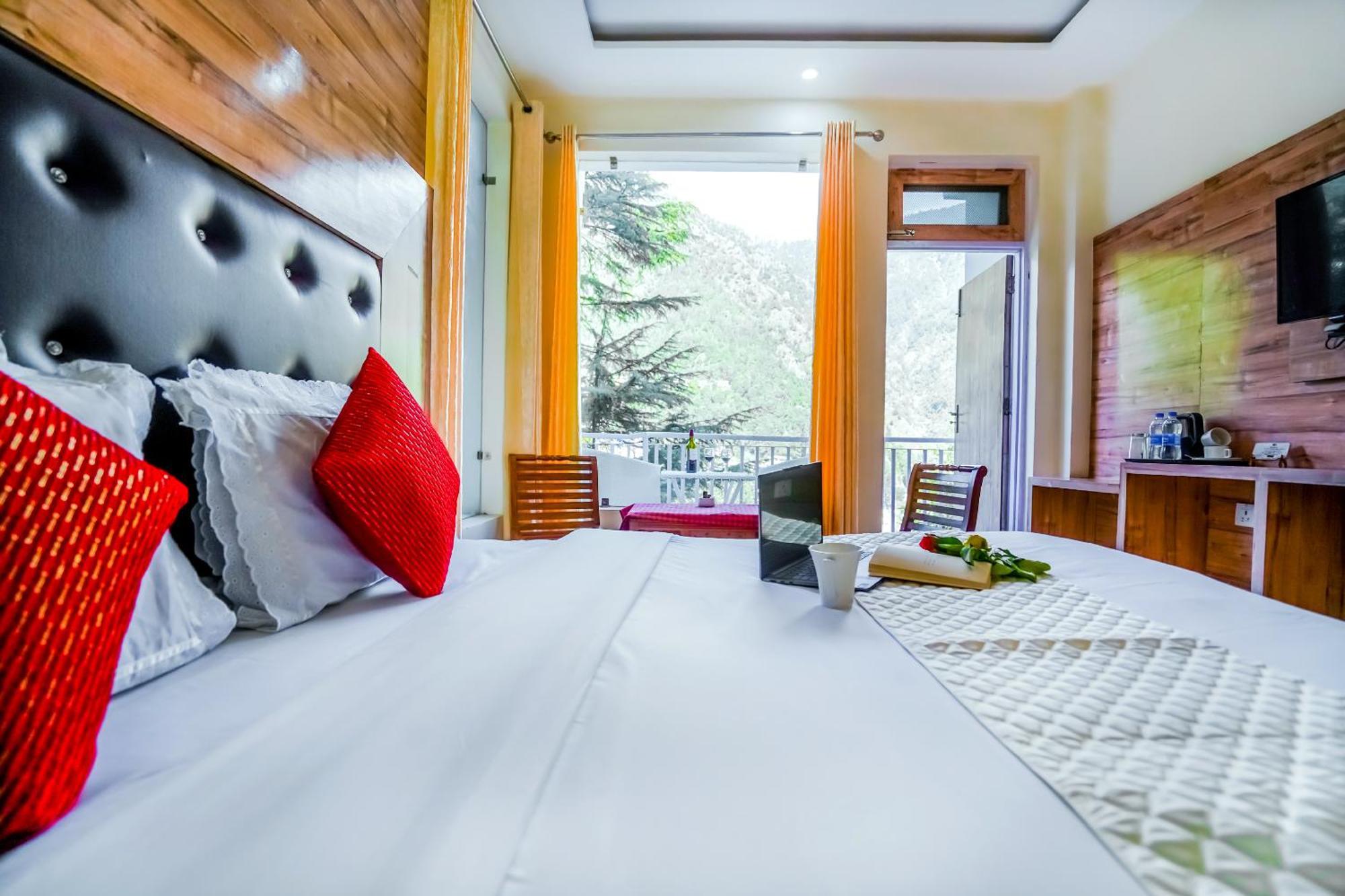 The Bunksters Mcleodganj, Dharmkot Hostel McLeod Ganj Exterior photo