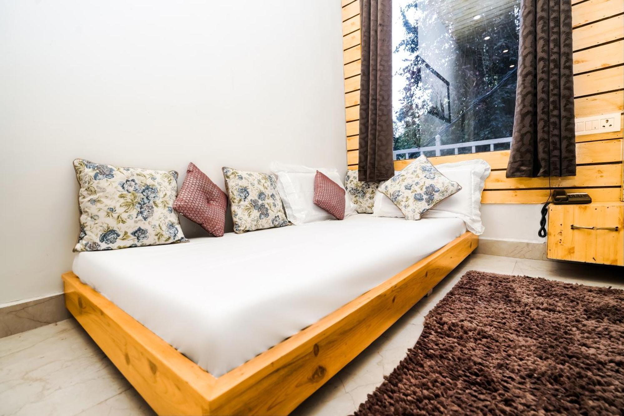 The Bunksters Mcleodganj, Dharmkot Hostel McLeod Ganj Exterior photo