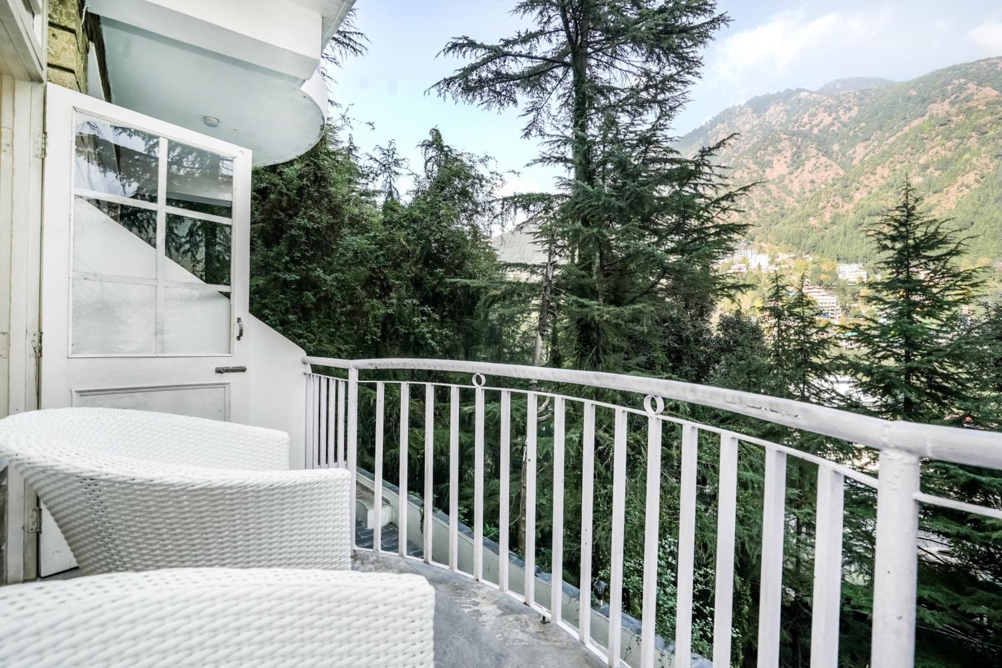 The Bunksters Mcleodganj, Dharmkot Hostel McLeod Ganj Exterior photo