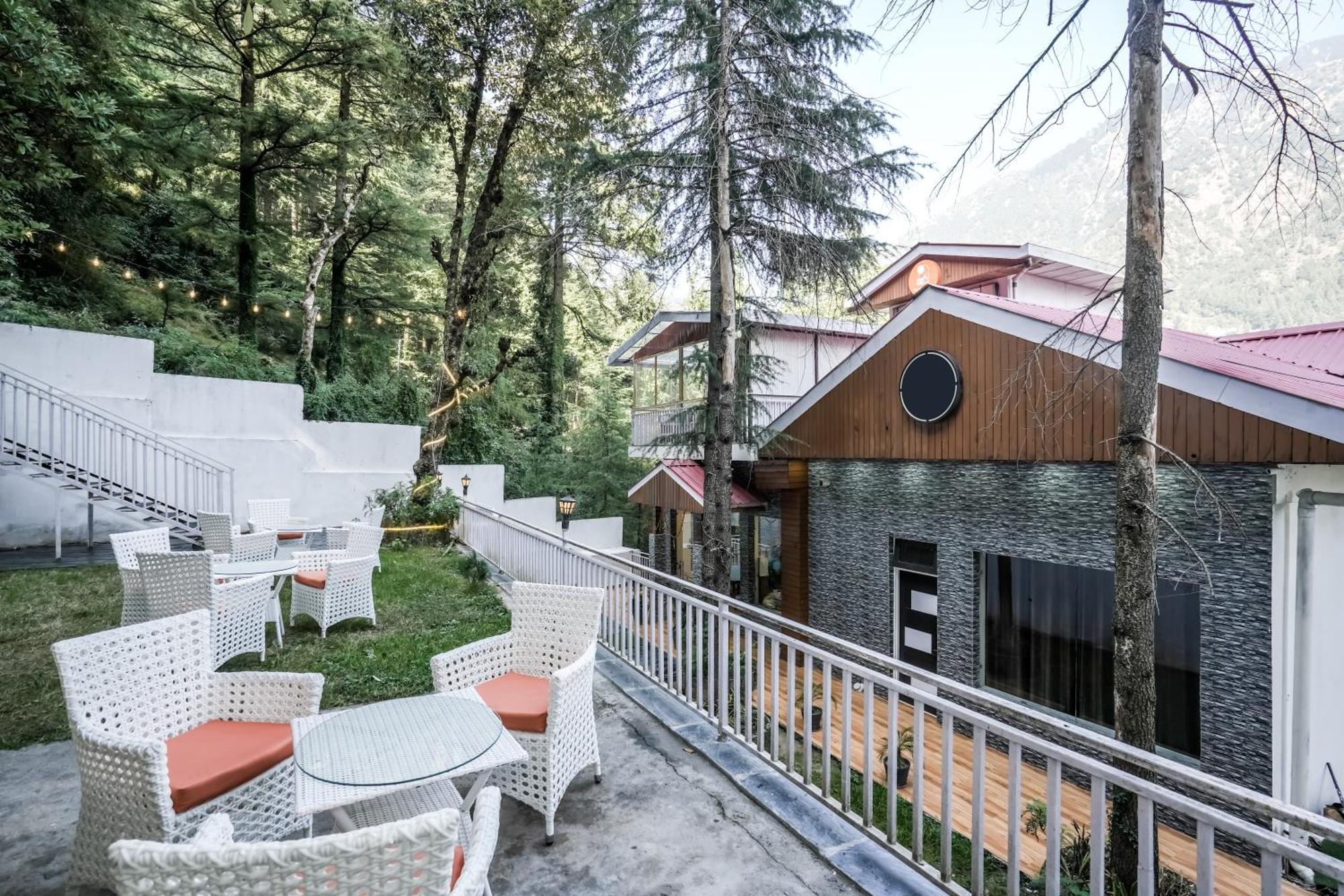 The Bunksters Mcleodganj, Dharmkot Hostel McLeod Ganj Exterior photo