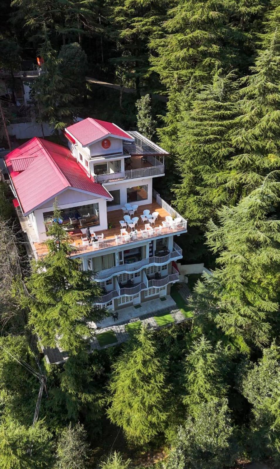 The Bunksters Mcleodganj, Dharmkot Hostel McLeod Ganj Exterior photo